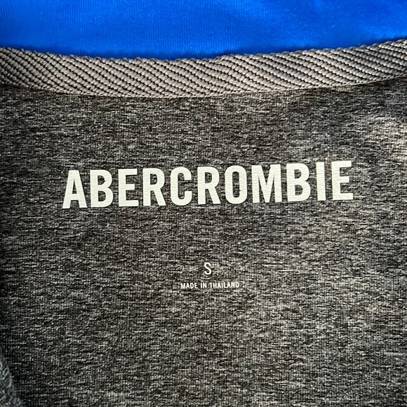 A&F Runners Jacket - Picture 4 of 5